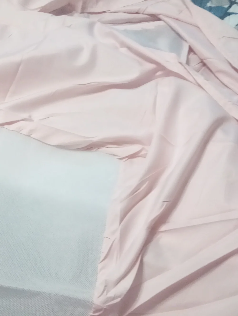 Light Pink Floral Ruffled 8 Piece Queen New In Package $129 Comforter Set